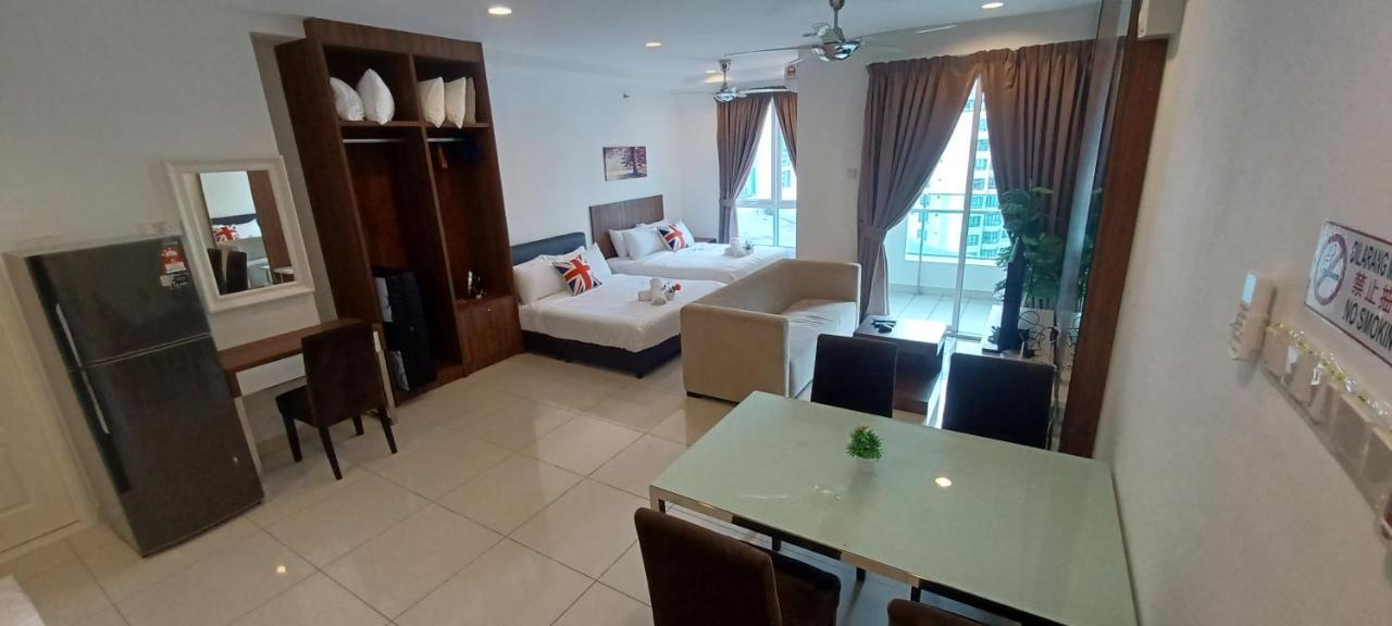 Ls Mansion One Apartamento George Town Exterior foto