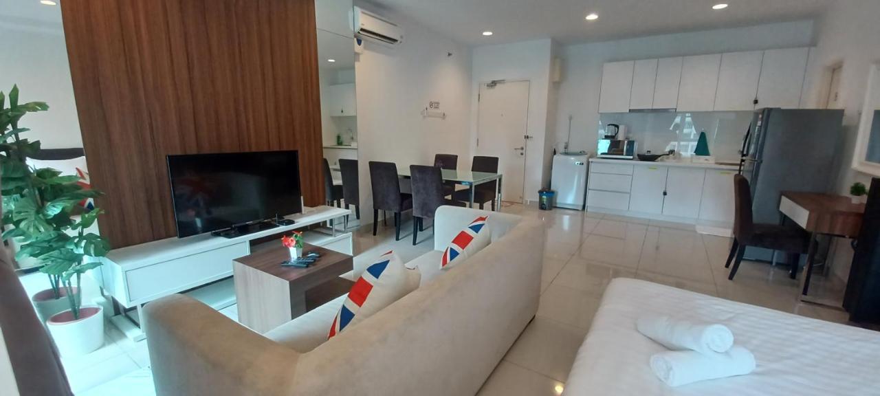 Ls Mansion One Apartamento George Town Exterior foto