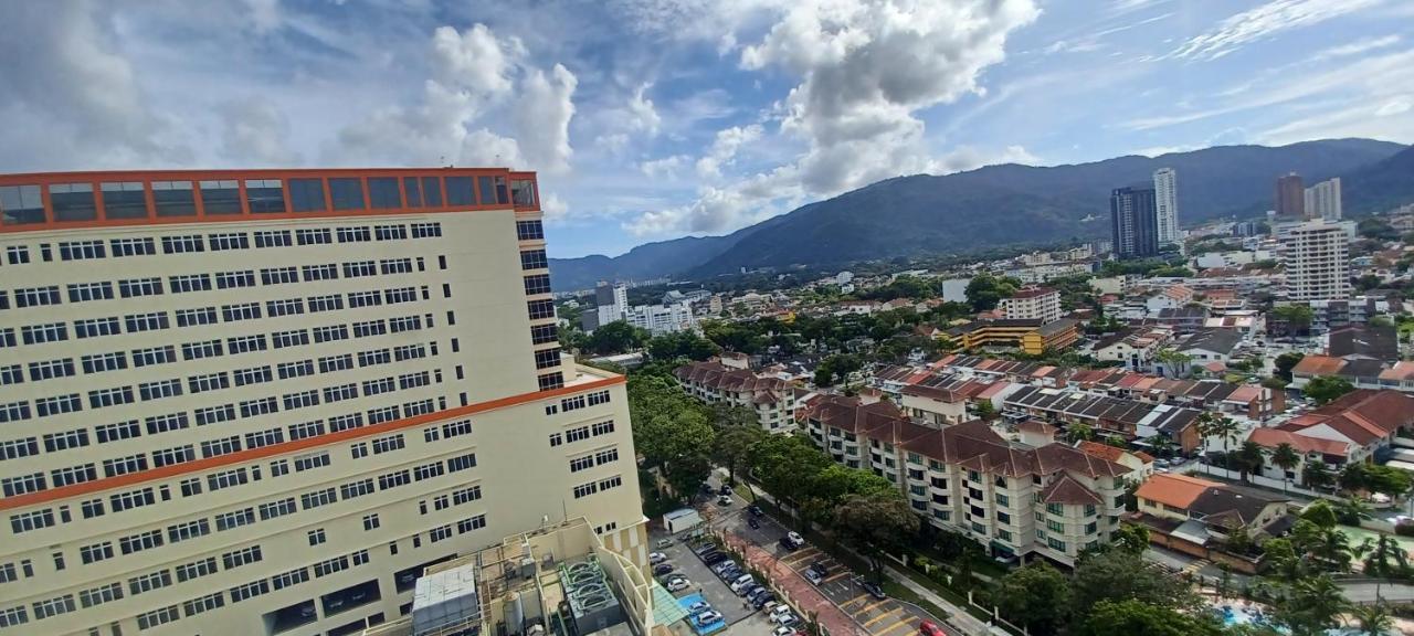 Ls Mansion One Apartamento George Town Exterior foto